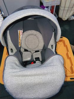Maxi Cosi Infant Car Seat