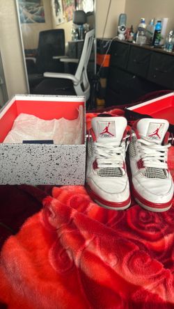 Fire red 4s
