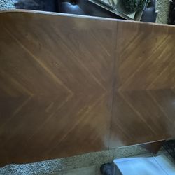 Dining Table with 6 chairs