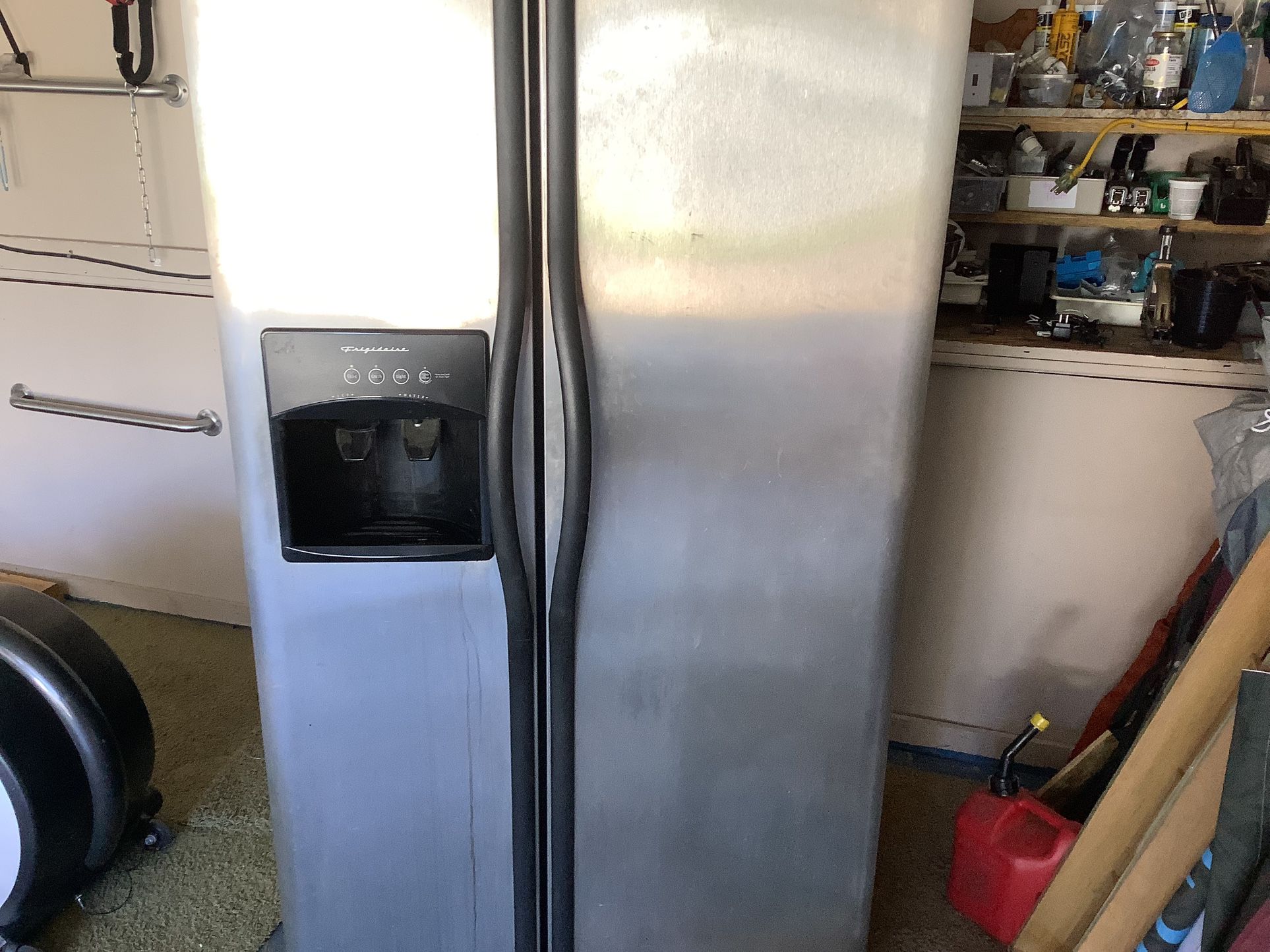 Frigidaire  Refrigerator And Freezer 