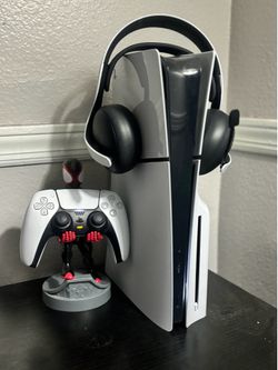 PlayStation 5 slim, ps5 controller and PlayStation headset
