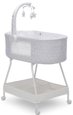 Delta Children Bassinet