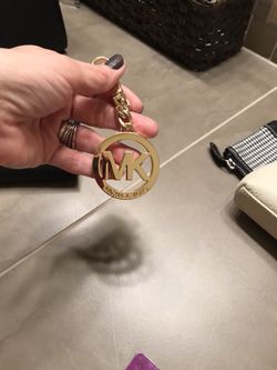 MICHAEL Kors gold key chain