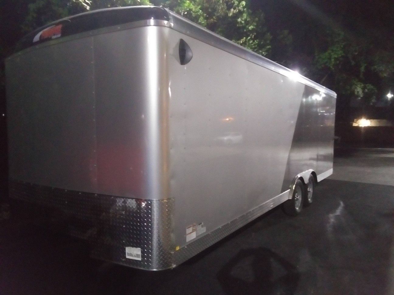 Photo 2021 Mirage xcell 22 foot enclosed trailer