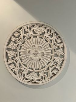 Round Carved Floral Medallion Wall Decor