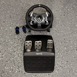 Logitech G920 Sim Racing Steering wheel (Xbox & PC)