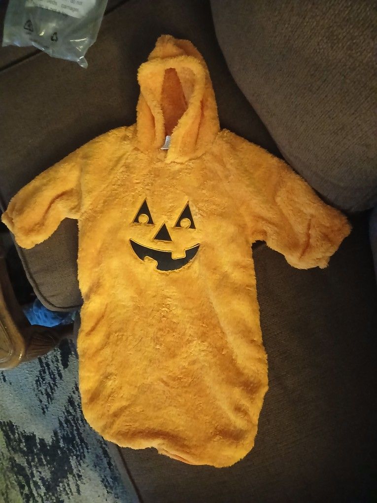 Brand New Pumpkin Zip Bottom Costume