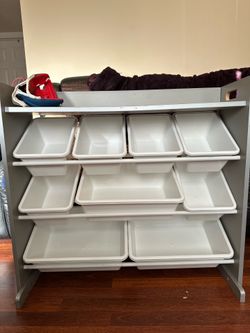 Toy organizer