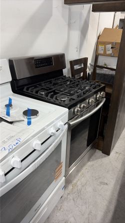 Samsung gas range stove