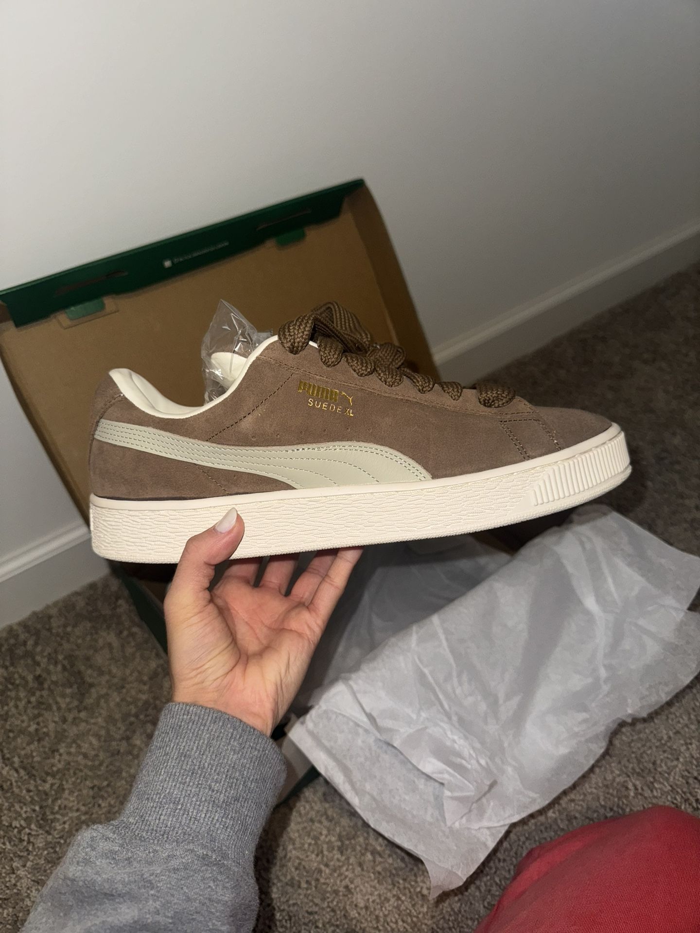 Men’s Puma Sneakers / Size 11
