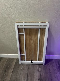 Fold up desk white