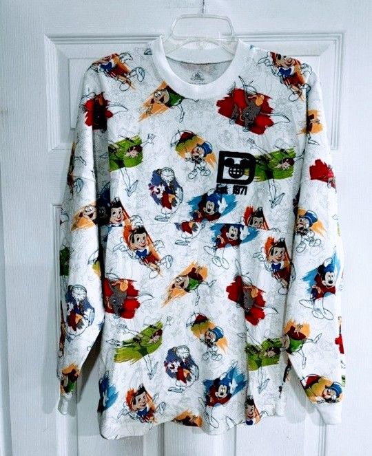 Disney World Over sized Jersey XS