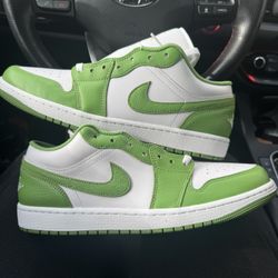 Air Jordan 1 Low SE Mens 11 White Chlorophyll