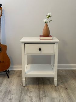 Two White Nightstands with Drawers and Shelves