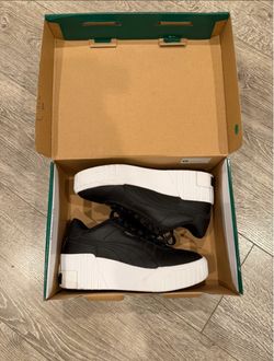 Women’s Size 6.5 Puma Shoes
