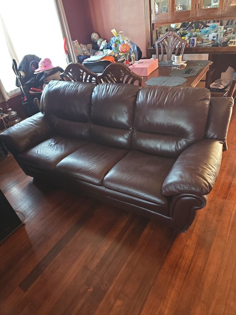 Leather Full Size Sofa 
