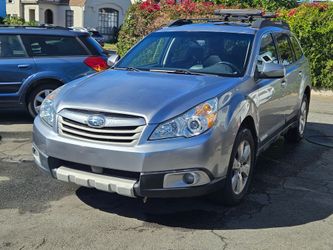 2011 Subaru Outback 3.6R Limited Wagon 4D