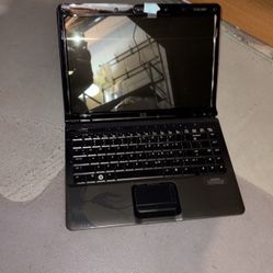 Hp Pavilion dv2000 UNTESTED Laptop