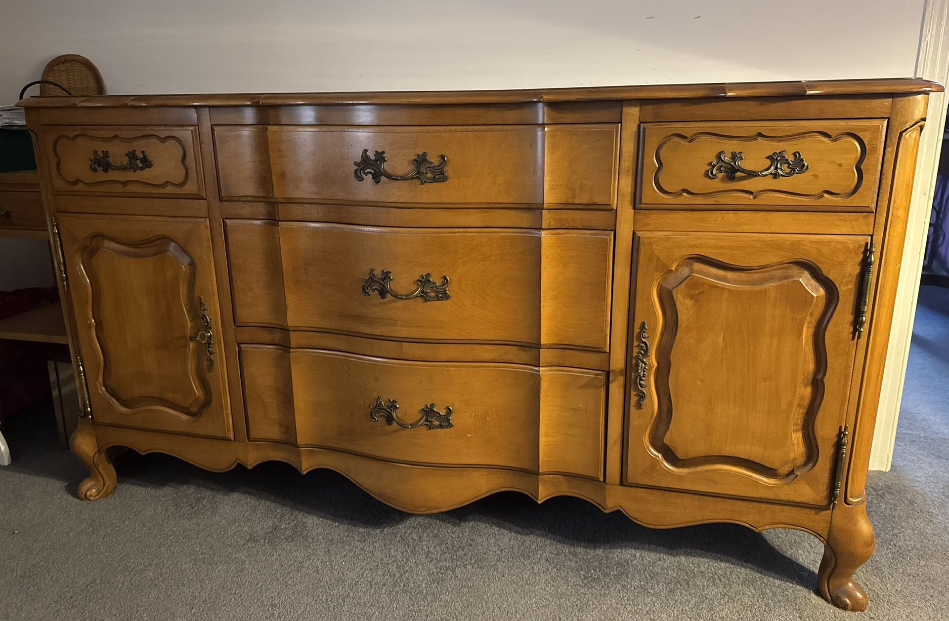 Buffet/dresser