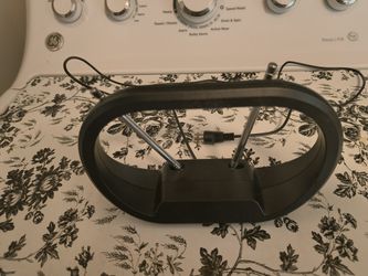 ONN Indoor TV Antenna with 4 ft Coaxial Cable, with 30 Miles Reception Range