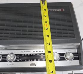 Panasonic AM/FM radio & phono combo turntable