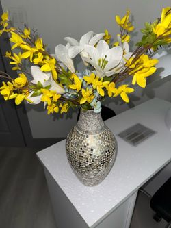 Stunning Home Decor Vase Bundle with Faux Flowers – 2-Piece Set