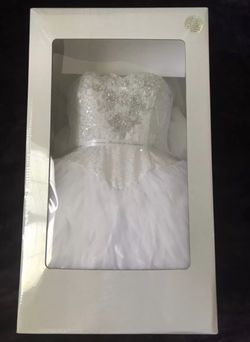 Beaded Bodice Sweetheart Strapless Ballgown Corset Back Wedding Dress Size 4