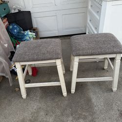 2 Dining Stools