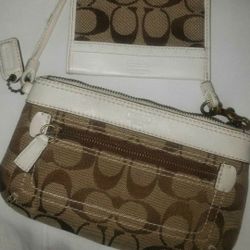 Coach $35 Pir Las 2