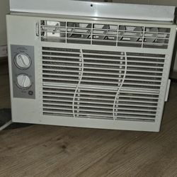 5k BTU Window A/C