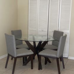 Breakfast Wooden Table With Four Chairs 