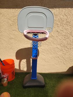 Kids basketball hoop