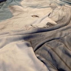 Queen Size Wolf Blanket