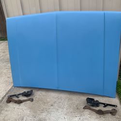 Chevy/GMC Truck Hood