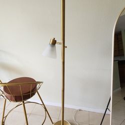 Gold Furniture (2 Bar Stools, 2 Side Tables, 2 Lamps, 2 Vases)