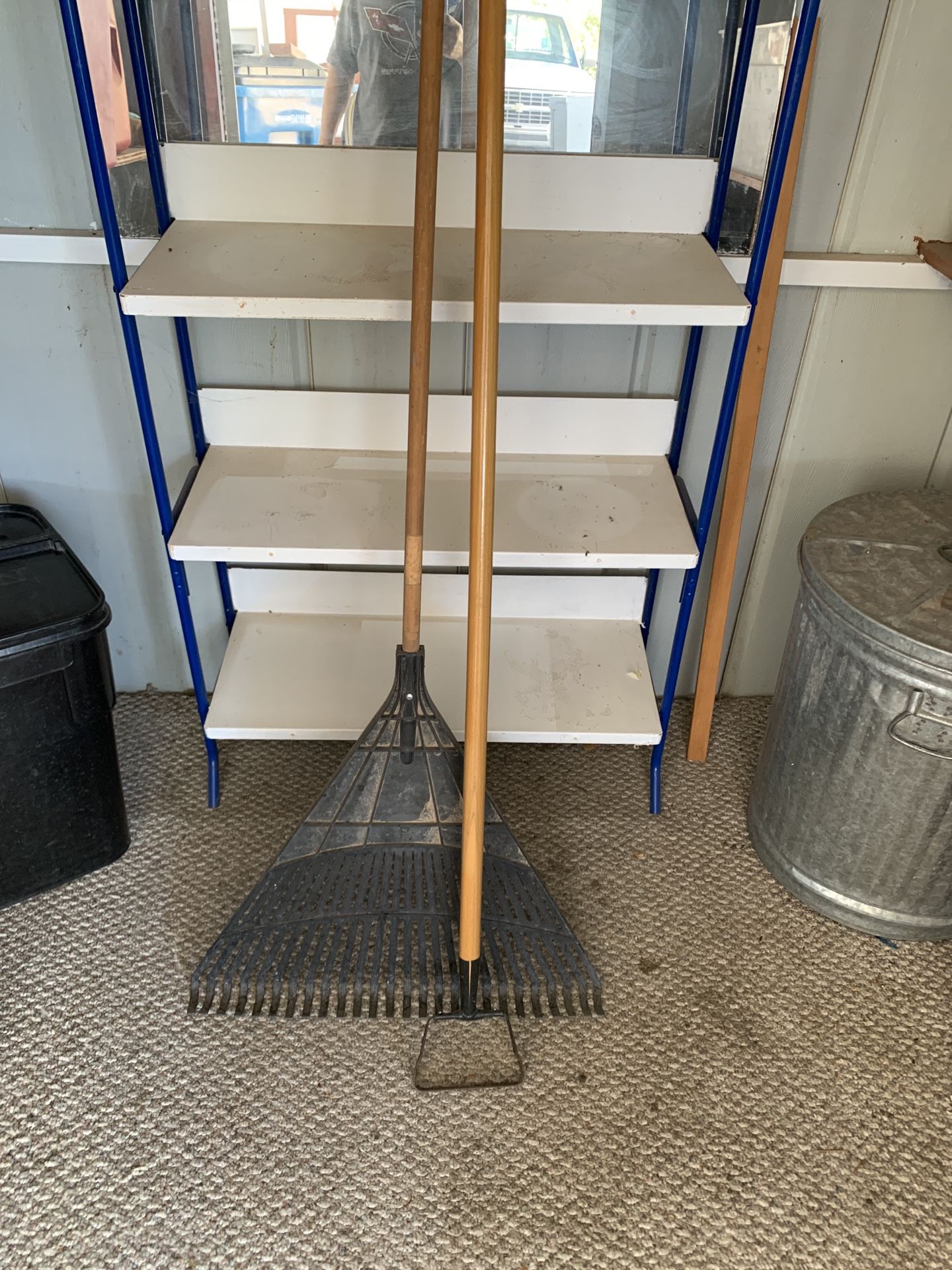 Garden weeder for weeds and Rake in good condition