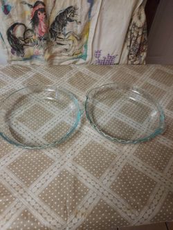 Vintage Pyrex Pie Dishes 