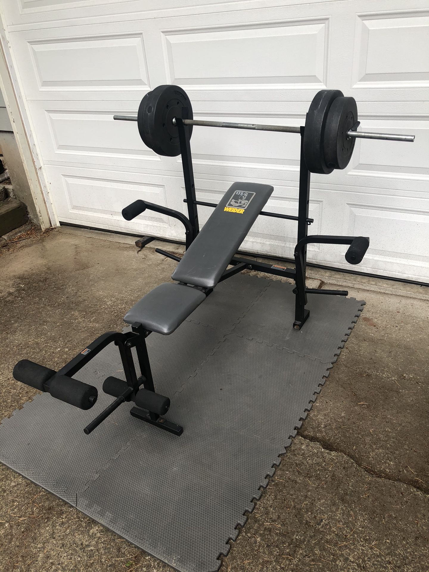 Adjustable Weightbench with 80lbs