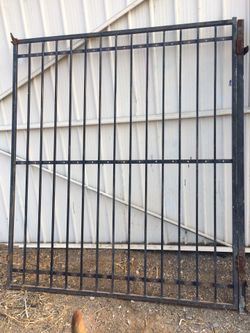 metal gate