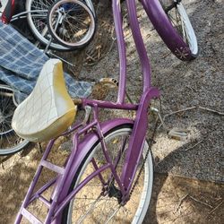 BIKE BEACH CROZER 26INCH SINGL  HUFFY  WORK PERFECT EVERYTHING IS GOOD CONDITION 
