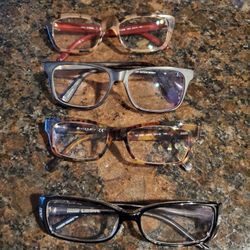 Prescribed Glasses 