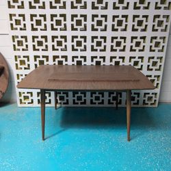 Mid Century Table With One Extension