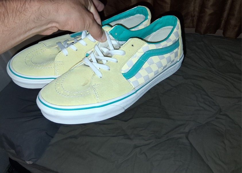 vans size 10.5 shoes 50 dollar each