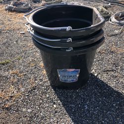 Black 20 Quart Water Bucket $6 Each