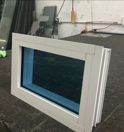 Hurricane Rated Impact Window – For Sale