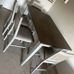 Dining Table Very Clean Like New