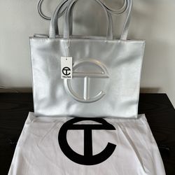 Telfar Medium Silver 🪩
