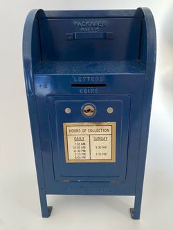 Vintage 70s Brumberger U.S Coin MAILBOX