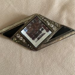 Bronze Tone Vintage  Brooch 