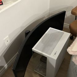 Curved Gaming Monitor + Gaming PC